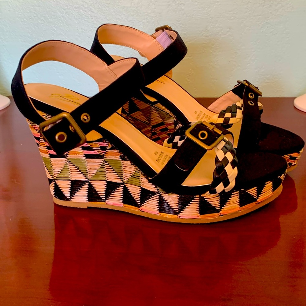 Multi-Color Wedges NWOT sz 10